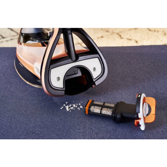 Tefal FV9845G0 Steam iron - Black & Rose Gold